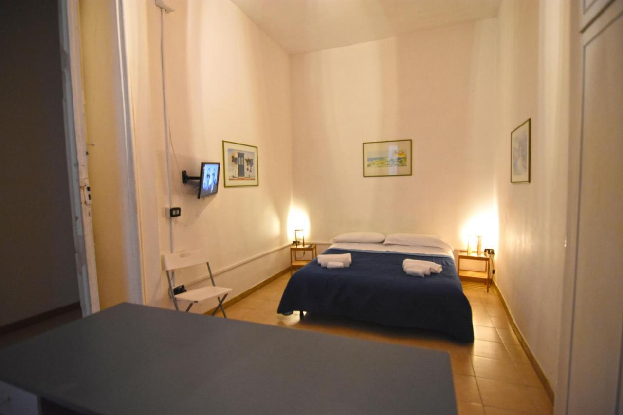 נאפולי Iside Apartment מראה חיצוני תמונה