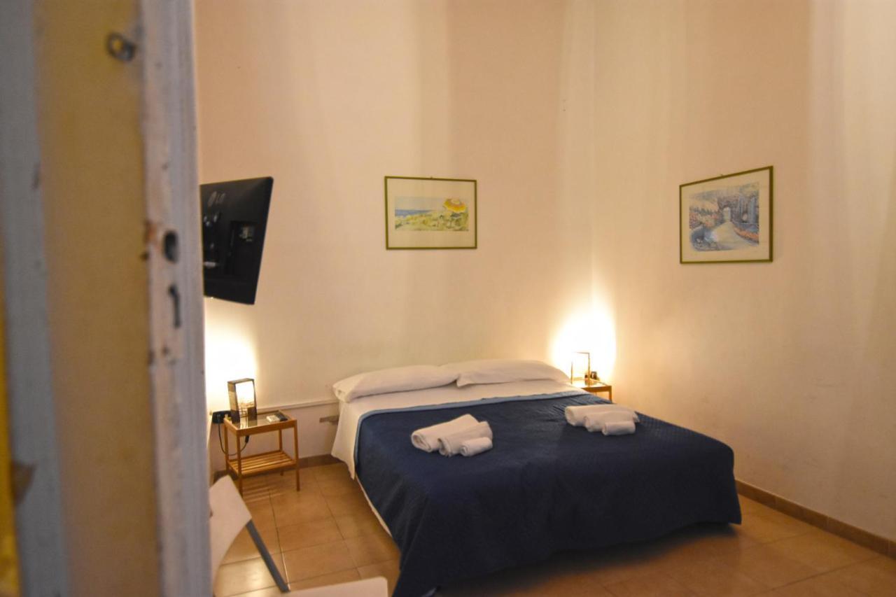 נאפולי Iside Apartment מראה חיצוני תמונה