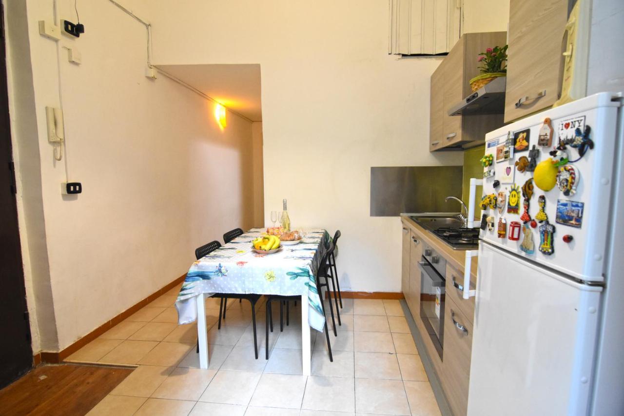נאפולי Iside Apartment מראה חיצוני תמונה